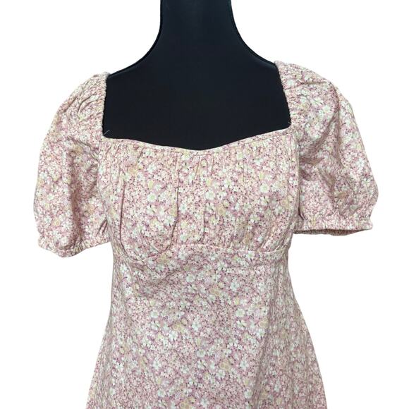 ASTR The Label Wendy floral puff sleeve smocked back mini dress SIZE L - Picture 7 of 9